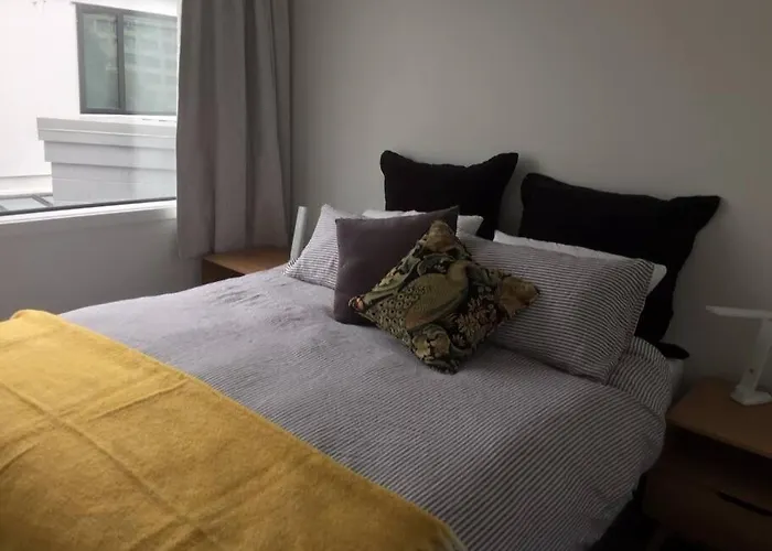 Luxurious New Apartment In The Heart Of The City
